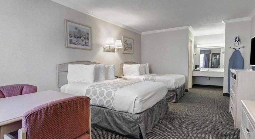 Econo Lodge Ван-Хорн Экстерьер фото
