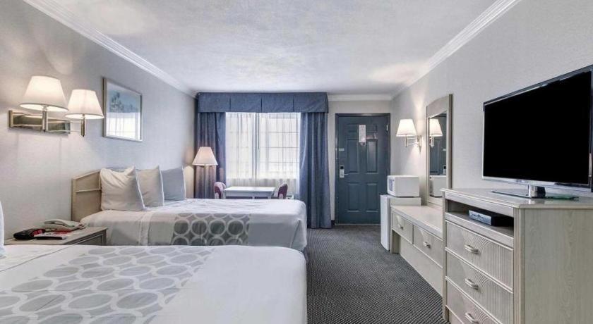 Econo Lodge Ван-Хорн Экстерьер фото