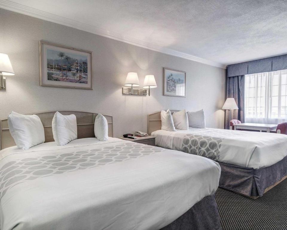 Econo Lodge Ван-Хорн Экстерьер фото