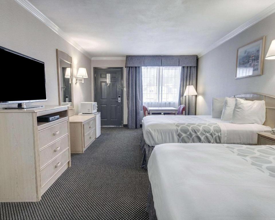 Econo Lodge Ван-Хорн Экстерьер фото